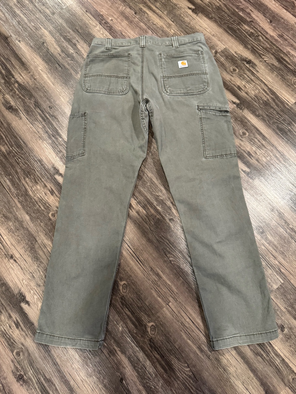 3 Pairs of Carhartt Workwear 33x32 (2 Pairs of Pants, 1 Pair of Shorts) - Picture 3 of 16
